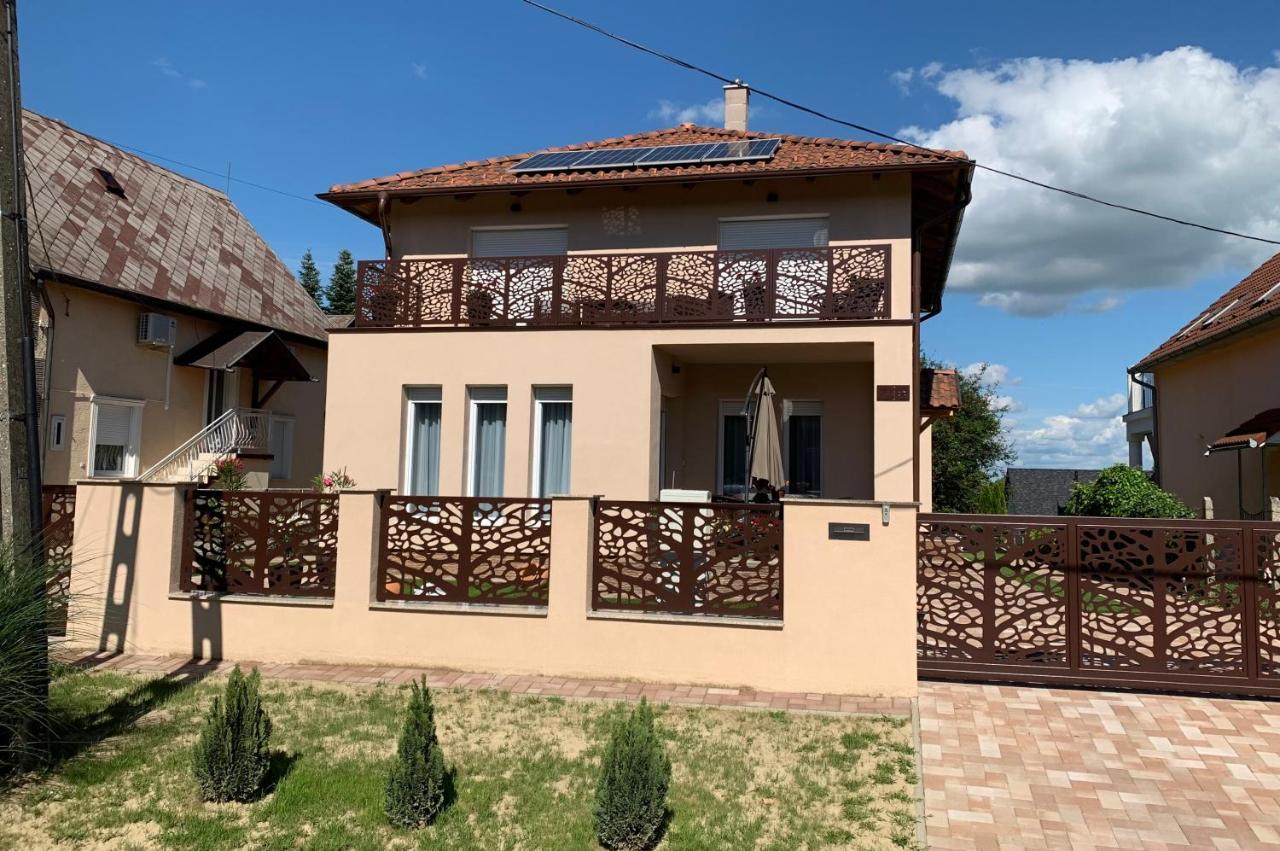Dodi Apartman Zalakaros Extérieur photo