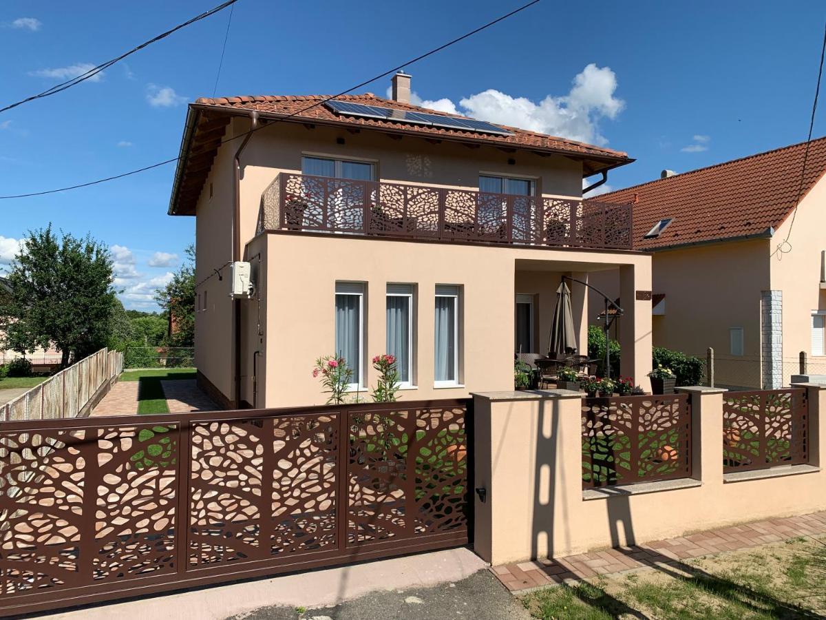 Dodi Apartman Zalakaros Extérieur photo